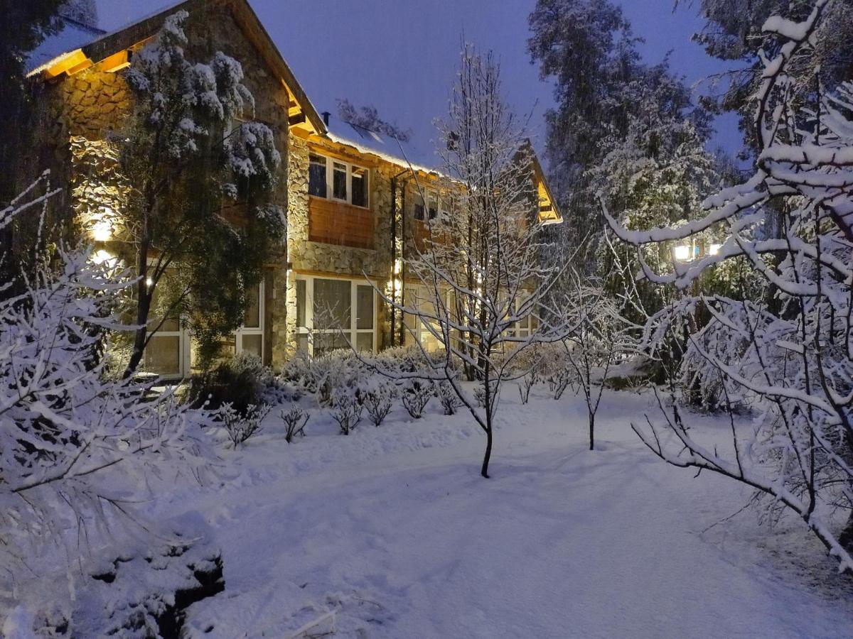Hosteria Bajo Cero Вилья-ла-Ангостура Экстерьер фото