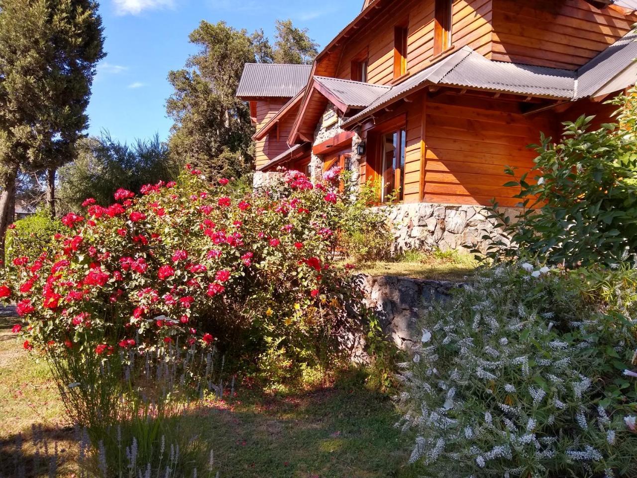 Hosteria Bajo Cero Вилья-ла-Ангостура Экстерьер фото